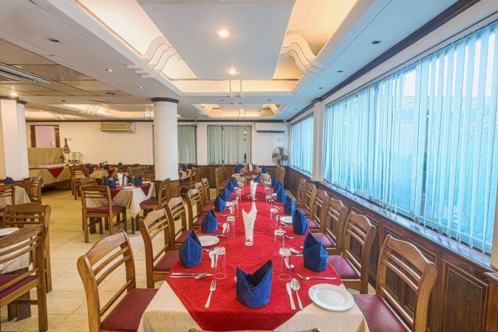 Hotel Sea Crown Cox's Bazar Buitenkant foto