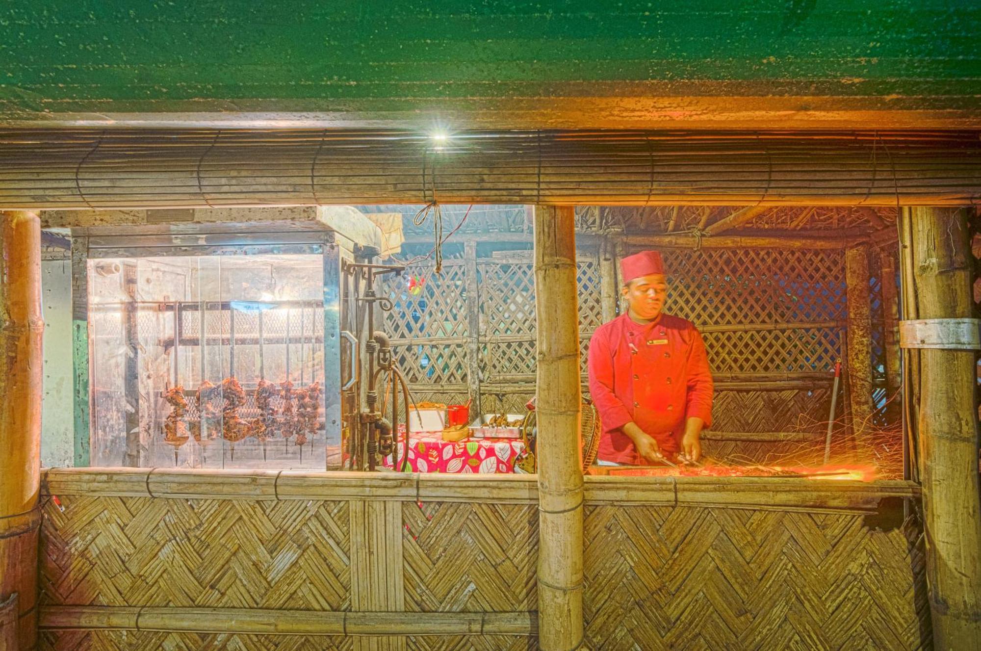 Hotel Sea Crown Cox's Bazar Buitenkant foto