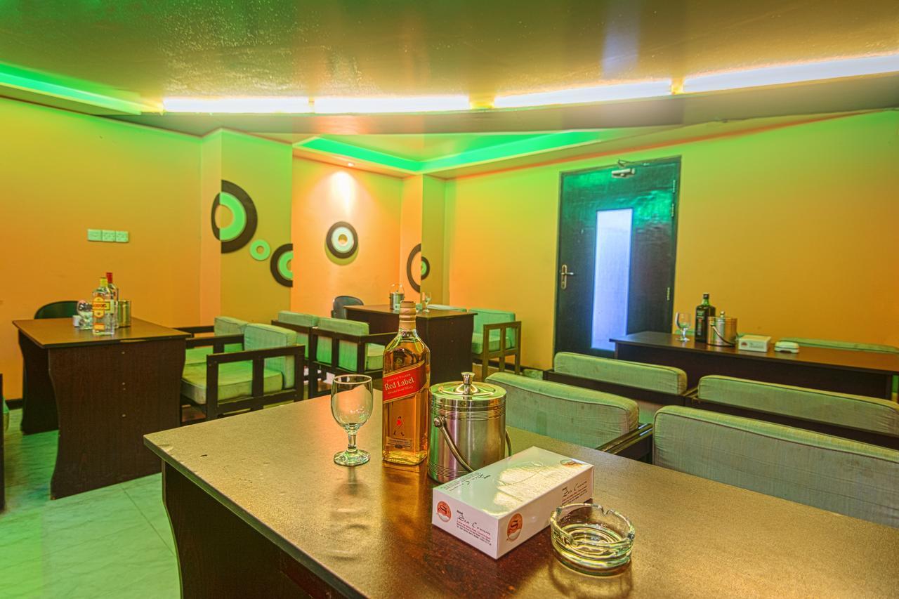 Hotel Sea Crown Cox's Bazar Buitenkant foto